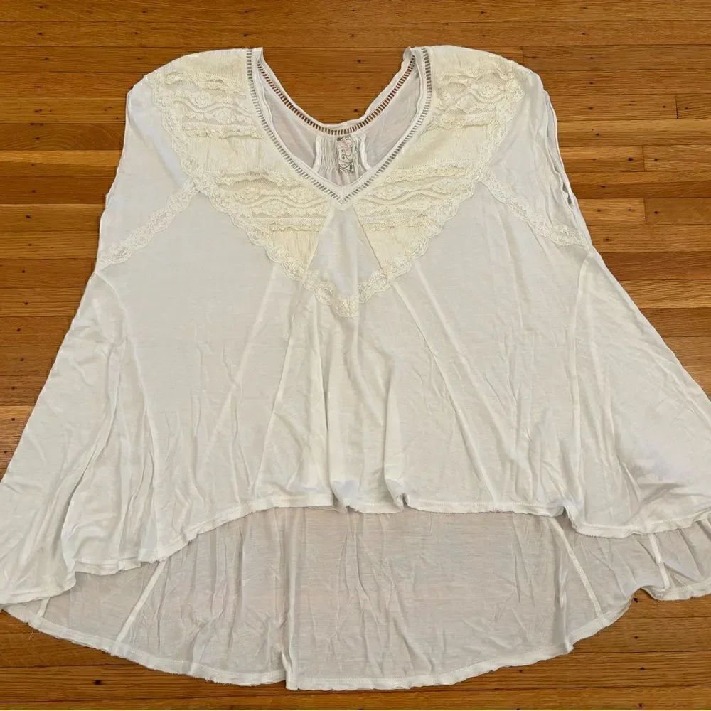 Free People cream/white loose/flowy sleeveless tank